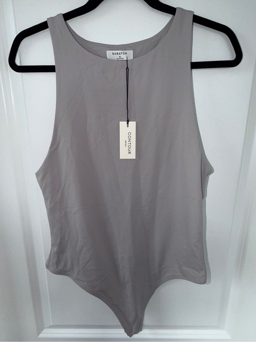 Aritzia Contour Sleeveless Bodysuit Size XL